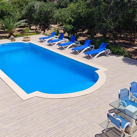 Stunning Villa With Pool, Table Tennis, Table Soccer And A Pool Table Naxxar Exteriör bild