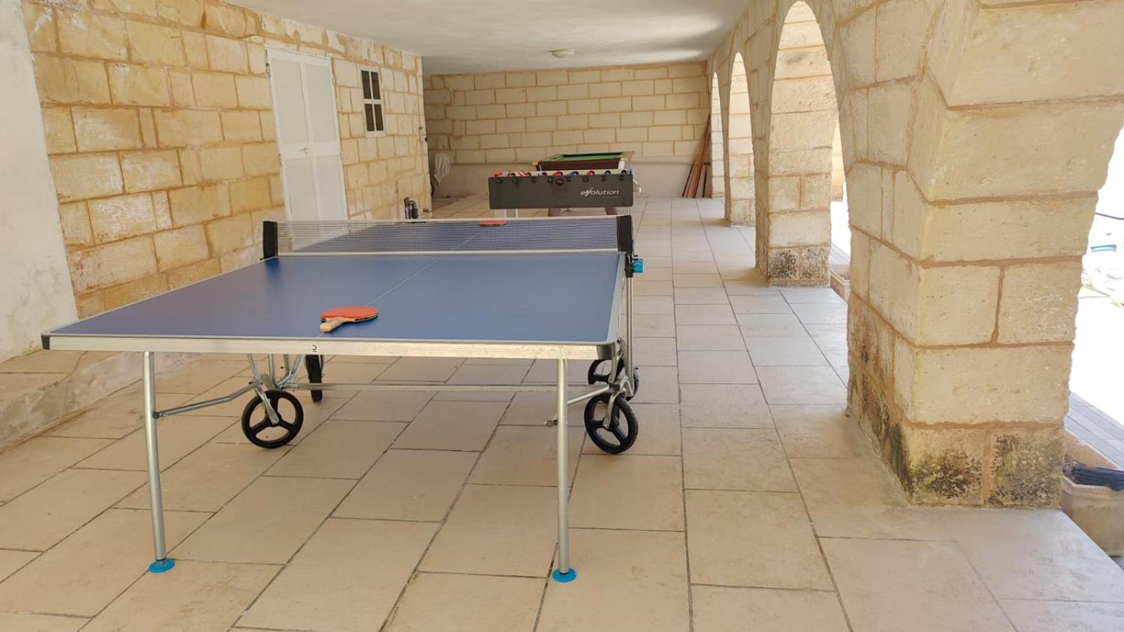 Stunning Villa With Pool, Table Tennis, Table Soccer And A Pool Table Naxxar Exteriör bild